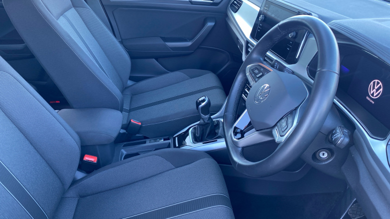 Volkswagen T-Roc 1.0 TSI Life 5dr Petrol Hatchback